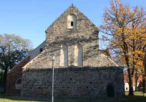Brandenburg Kloster Zinna Stuck Kapitelle Mittelalter Vernadelung Hinterfüllung BLDAM